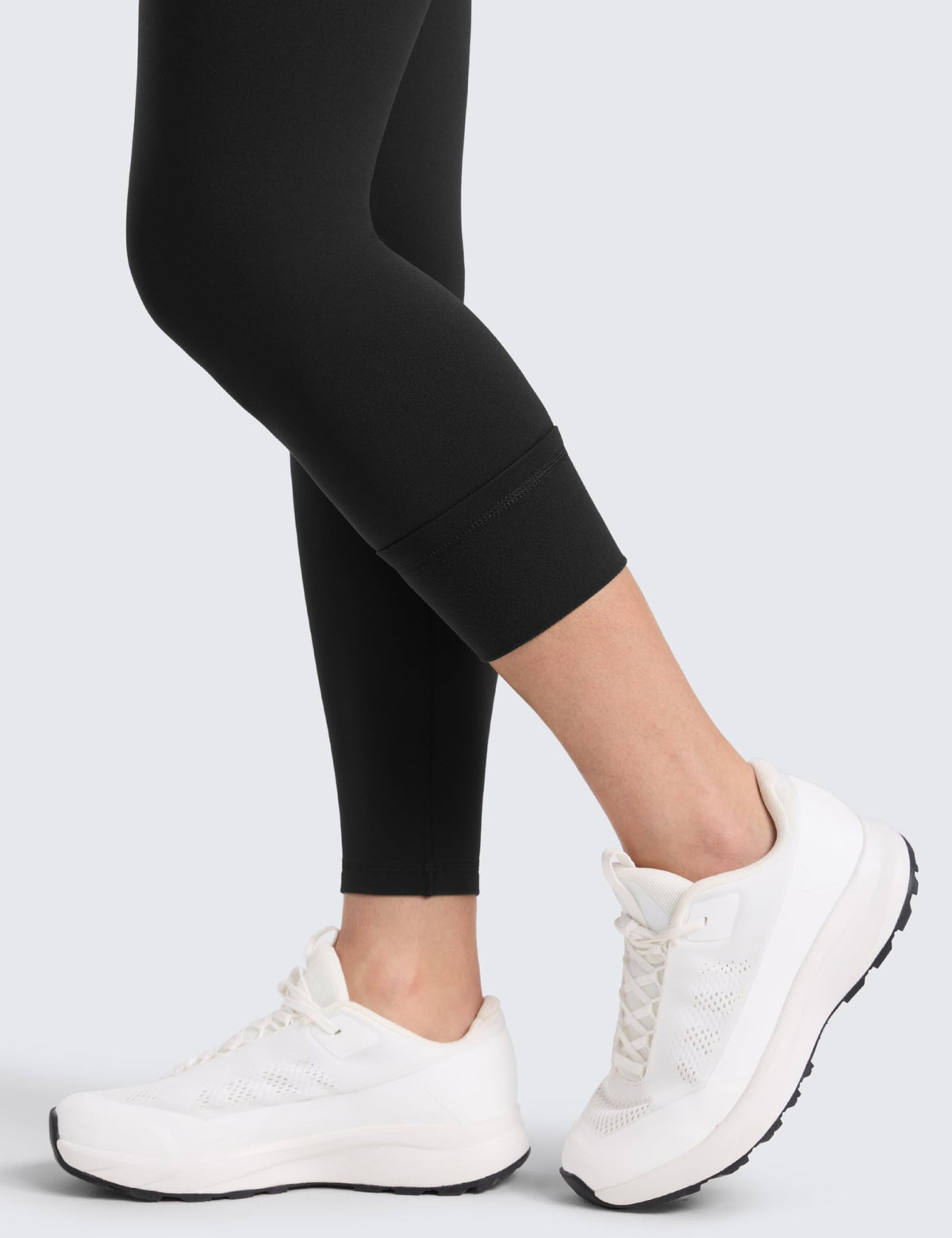 CRZ YOGA Matte Fleece Lined Leggings 25'' Black Medium 🍁 All In One Marketplace Canada