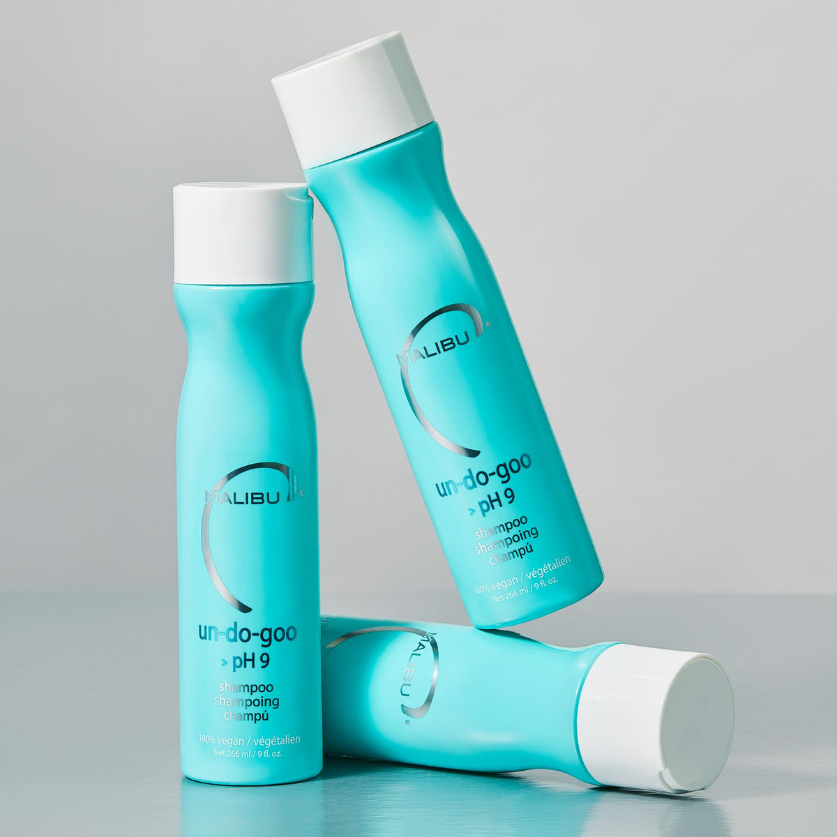 Malibu C Un-Do-Goo Clarifying Shampoo for Build Up - Deep Cleansing Treatment for Styling Product Residue - Weekly Scalp Detox, Shine Restoring, Sulfate-Free Hair Cleanser for Women & Men, 9oz