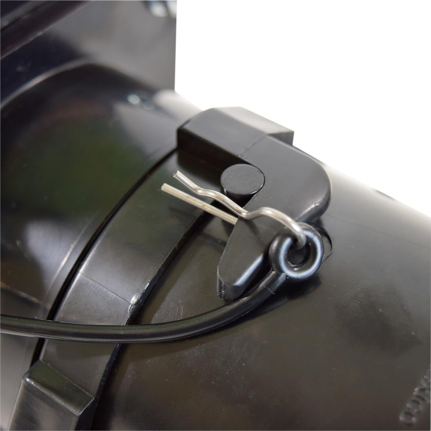 Valterra Twist-On Waste Valve, Mess-Free Waste Valve for RV's, Campers, Trailers Valterra