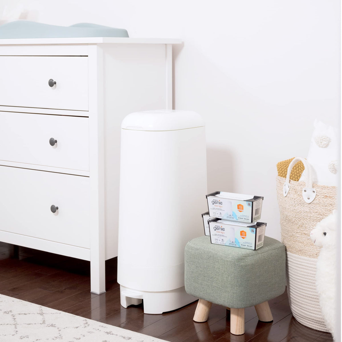 Diaper Genie Signature Diaper Pail with Easy Roll Refill 18 Bags, White