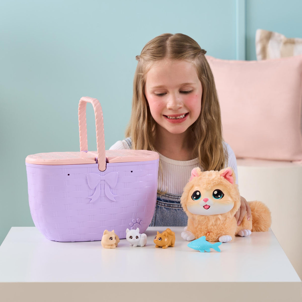 Little Live Pets Mama Surprise Kittens, Interactive Mama with 15+ Sounds & Reactions, Basket 11.4" Tall, Has 3 Surprise Babies, Reacts to Touch, Feeds on Fish, Portable Basket, Gift for Ages 4+