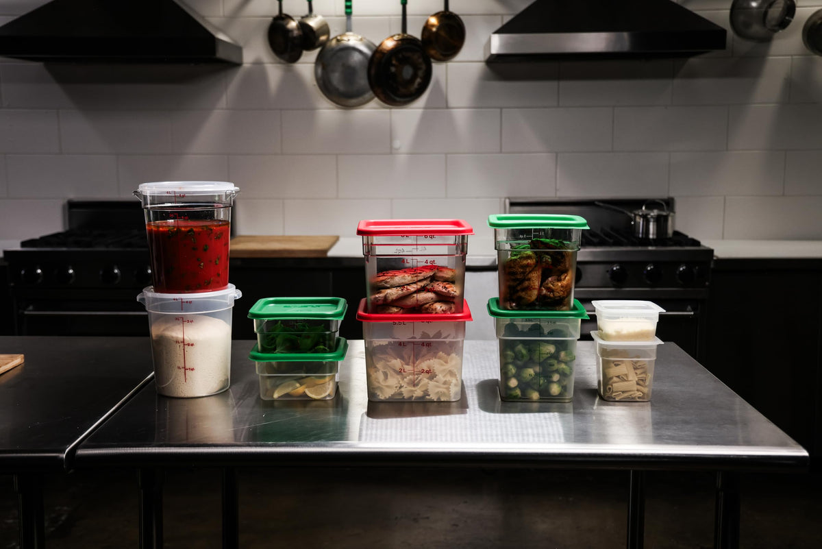 Cambro 4SFSPP190 4 Qt. Translucent Container with SFC2452 Kelly Green Lid, 4Quart, pack of 2