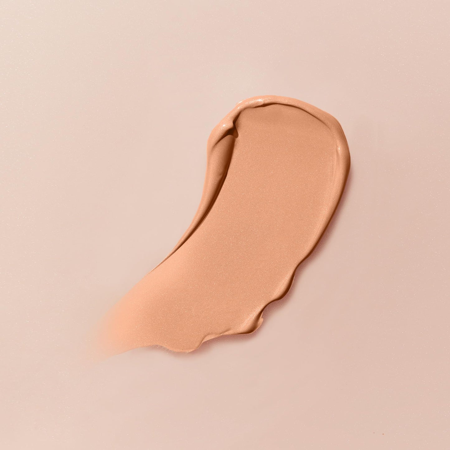 L’Oréal Paris True Match Lumi Glotion, Highlighter, Natural Glow Enhancer for Face & Body, Makeup, Instantly Hydrates and Illuminates Skin, Sheer Color Tint, Offers a Sunkissed Glow, 903 Medium, 40 mL