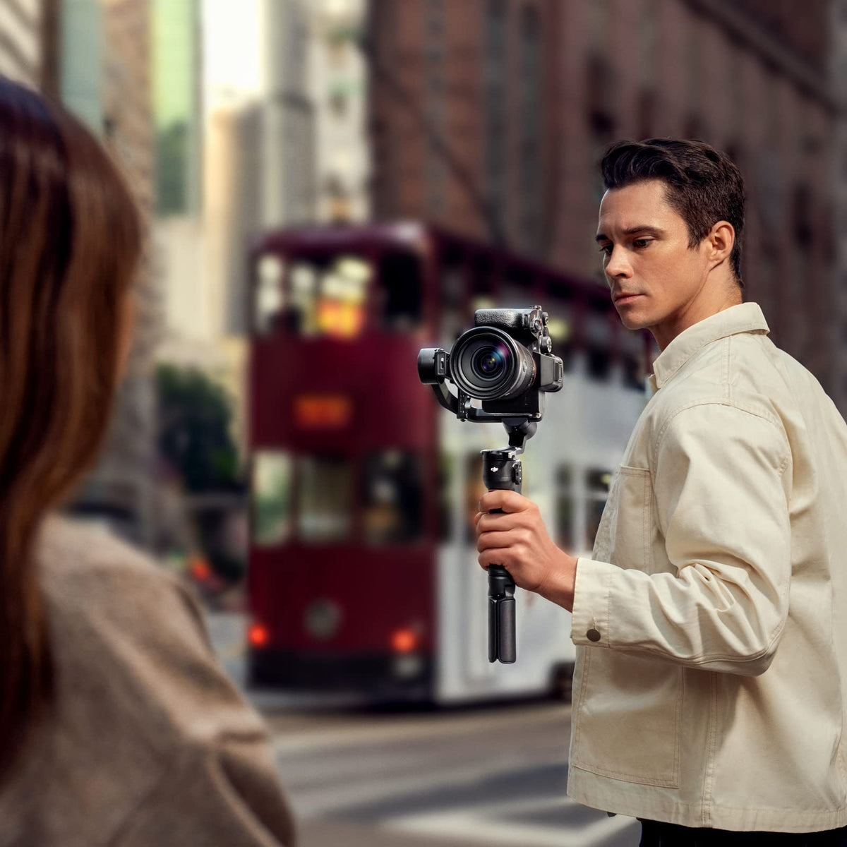 DJI RS 3 Mini, 3-Axis Gimbal Stabilizer for Cameras Canon/Sony/Panasonic/Nikon/Fujifilm, 2 kg (4.4 lbs) Tested Payload, Tabletop/Handheld Mount, Camera Stabilizer with Native Vertical Shooting