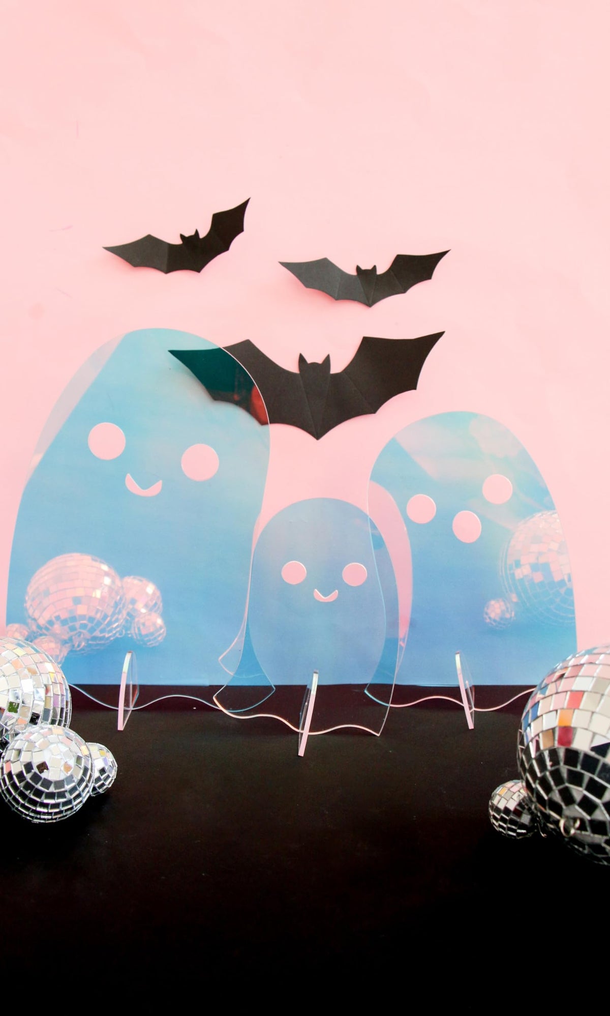 Décoration d'Halloween en acrylique Kailo Chic, fantôme irisé, ensemble de 3 (ADG-25547)