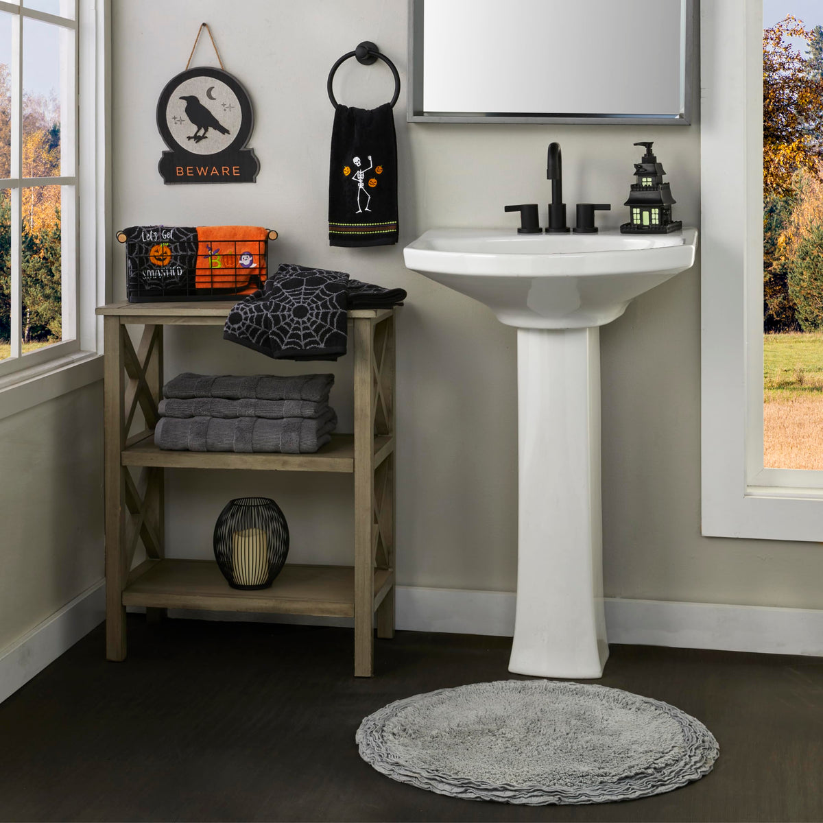 Ensemble de 2 essuie-mains brodés SKL Home Halloween Squelette jongleur, 100 % coton, décoratif pour salle de bain/cuisine/bar et cadeau, noir