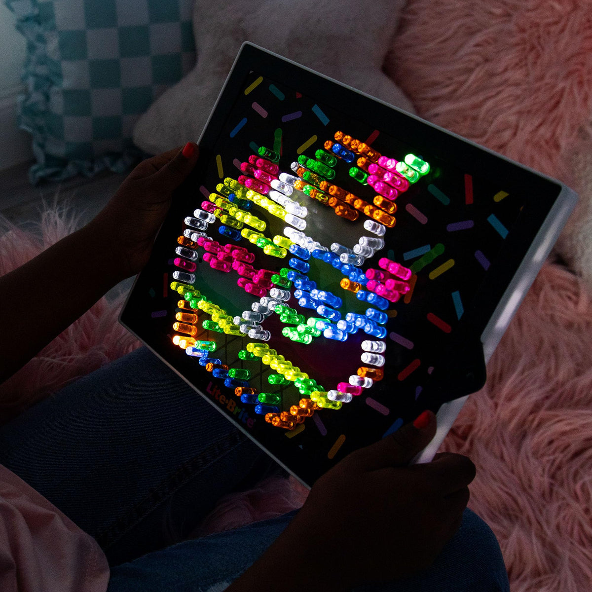 Lite Brite Classic, Favorite Retro Toy - Create Art with Light, STEM, Educational Learning, Holiday, Birthday, Gift, Boys, Kid, Toddler, Girls Age 4+