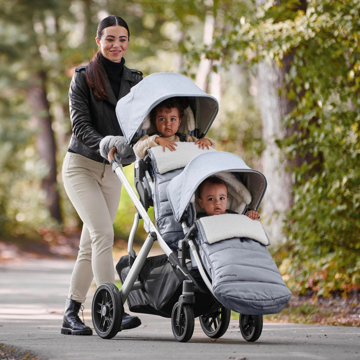 UPPAbaby CozyGanoosh Footmuff - Easily Attaches to UPPAbaby Strollers + RumbleSeat - Ultra-Plush, Weather-Proof - Winter Stroller Cover - Noa (Navy) 🍁 All In One Marketplace Canada