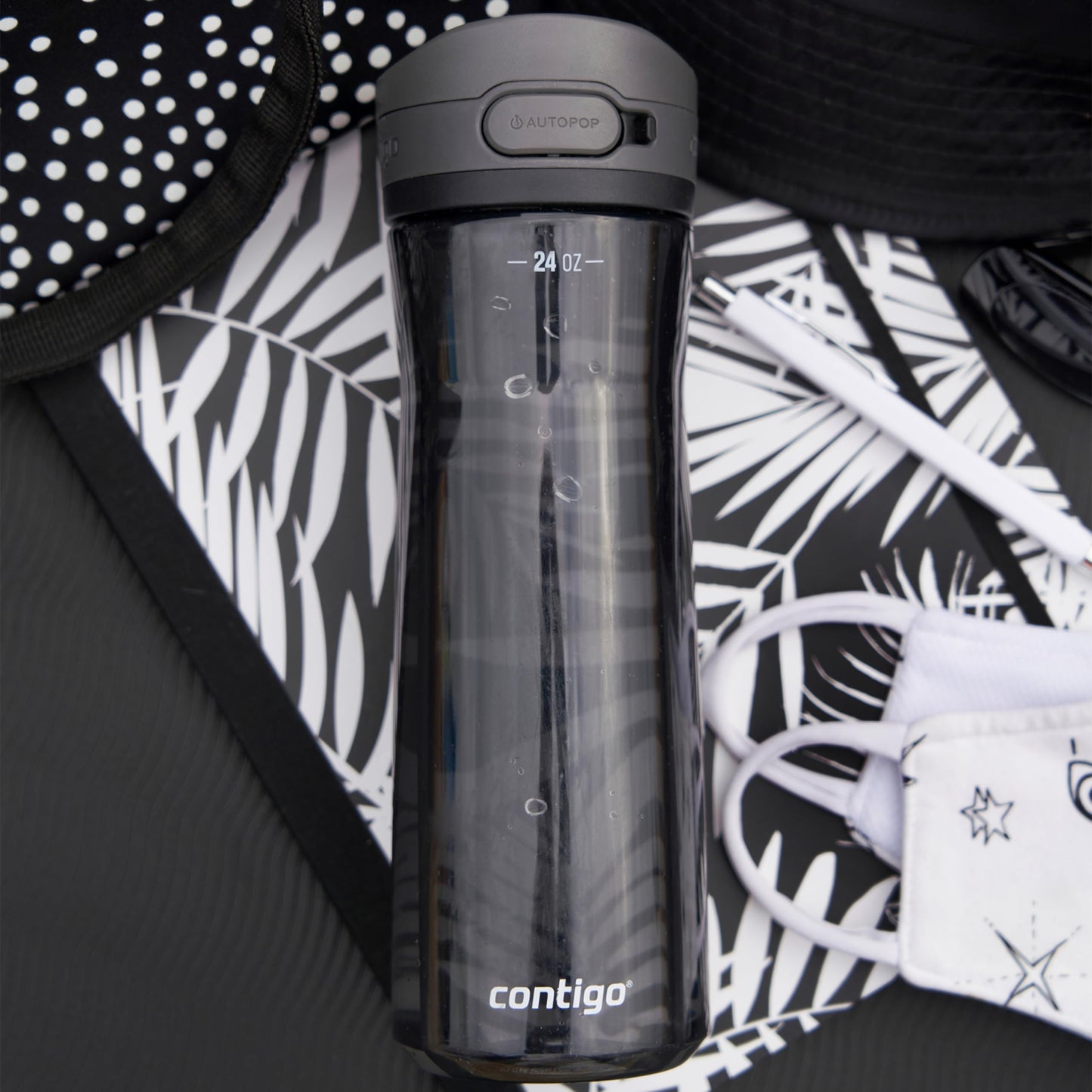 Contigo Jackson 2.0 Tritan Water Bottle with Leak-Proof AUTOPOP Locking Lid, BPA-Free Plastic, Dishwasher Safe, Licorice, 24 oz (709 mL)