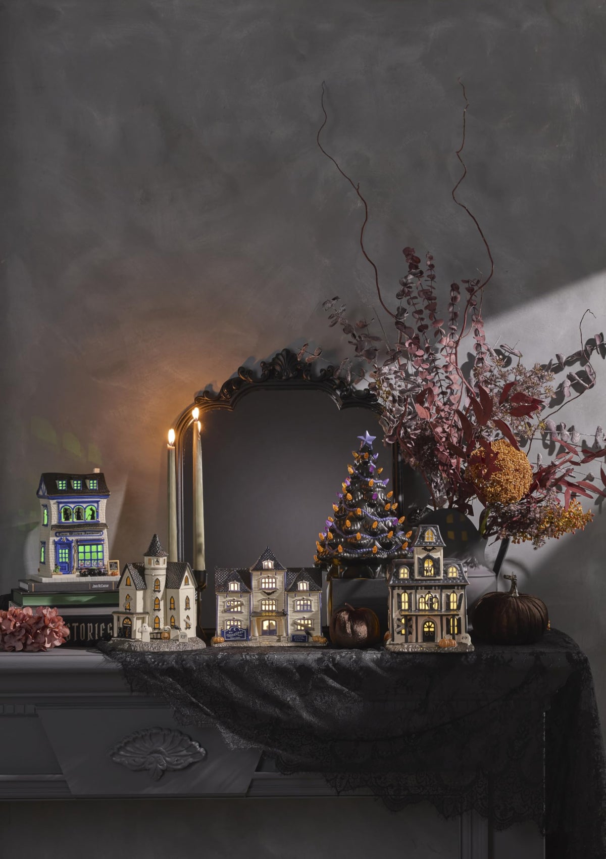 Lenox 899029 Vintage Halloween Apothecary Potion Shop Light-Up Figurine