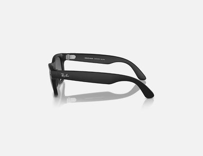 Ray-Ban Meta Glasses, Wayfarer - Matte Black/Polarized Gradient Graphite Meta