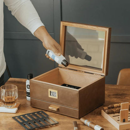 Klaro Humidor Solution Single Bottle - Special Formula 50% Distilled Water / 50% Propylene Glycol 250 ml - by CASE ELEGANCE (Winter) 🍁 All In One Marketplace Canada