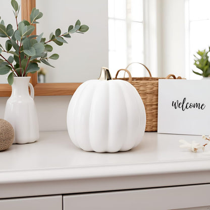 Citrouille en céramique blanche Pearhead, décoration d'automne pour la maison, décoration de fête moderne, décorations d'Halloween tendance, blanc, petit