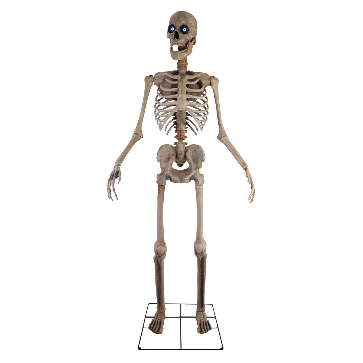 Haunted Hill Farm, squelette géant Bones McNeely de 2,4 mètres par SVI, accessoire animatronique effrayant activé par le mouvement avec effets sonores pour décoration d'Halloween en intérieur ou en extérieur abrité