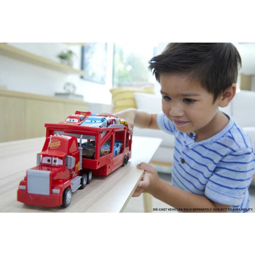 Mattel Disney Pixar Cars Mack Hauler, 13-inch Toy Transporter Truck with Ramp & Carry Storage for 12 Vehicles, Toy for Kids Ages 4 Years Old & Up Mattel