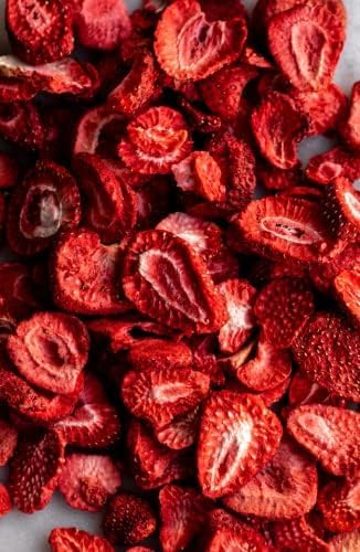 Freeze Dried Strawberries | Dried Strawberry Slices, 200+Slices | 100% Natural | Gluten Free | For Garnishing Cocktails, Cake Decoration, Baking, Fruit, Sorbet, Tea, Cooking | 2.82 oz,75 Grams PET Jar 🍁 All In One Marketplace Canada
