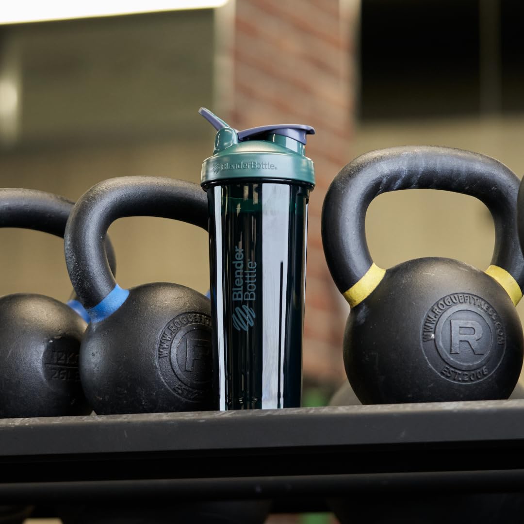 BlenderBottle Shaker Bottle Pro Series Perfect for Protein Shakes and Pre Workout, 28-Ounce, Full-Color Green BlenderBottle