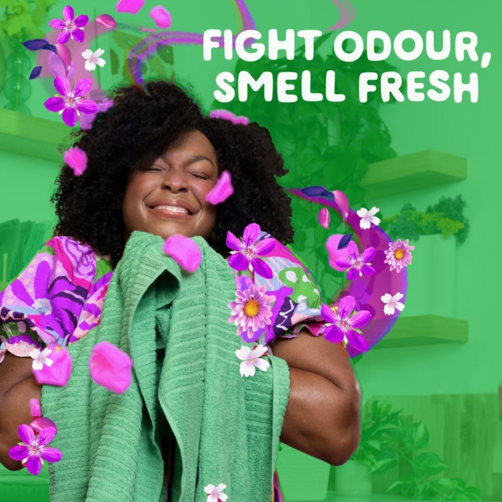 Gain Liquid Laundry Detergent, Moonlight Breeze Scent, Freshness + Odour Fighting, Laundry Detergent Liquid Soap, 107 loads, 4.5L