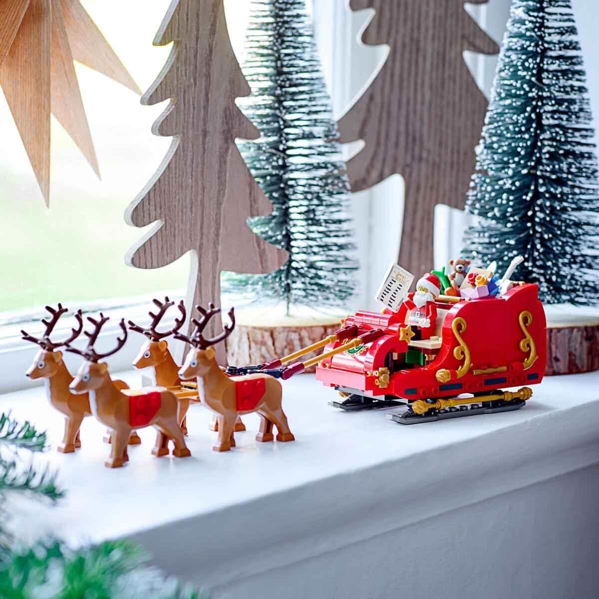 LEGO Santa’s Sleigh Christmas Toy Building Set for Kids Ages 9-13, Comes with a Santa Figurine & Reindeer, Gift for Boys and Girls, Holiday Home Decor, 40499 🍁 All In One Marketplace Canada