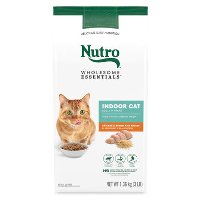 Nutro Wholesome Essentials Adult Dry Cat Food, Chicken Flavour, 1.36kg Nutro