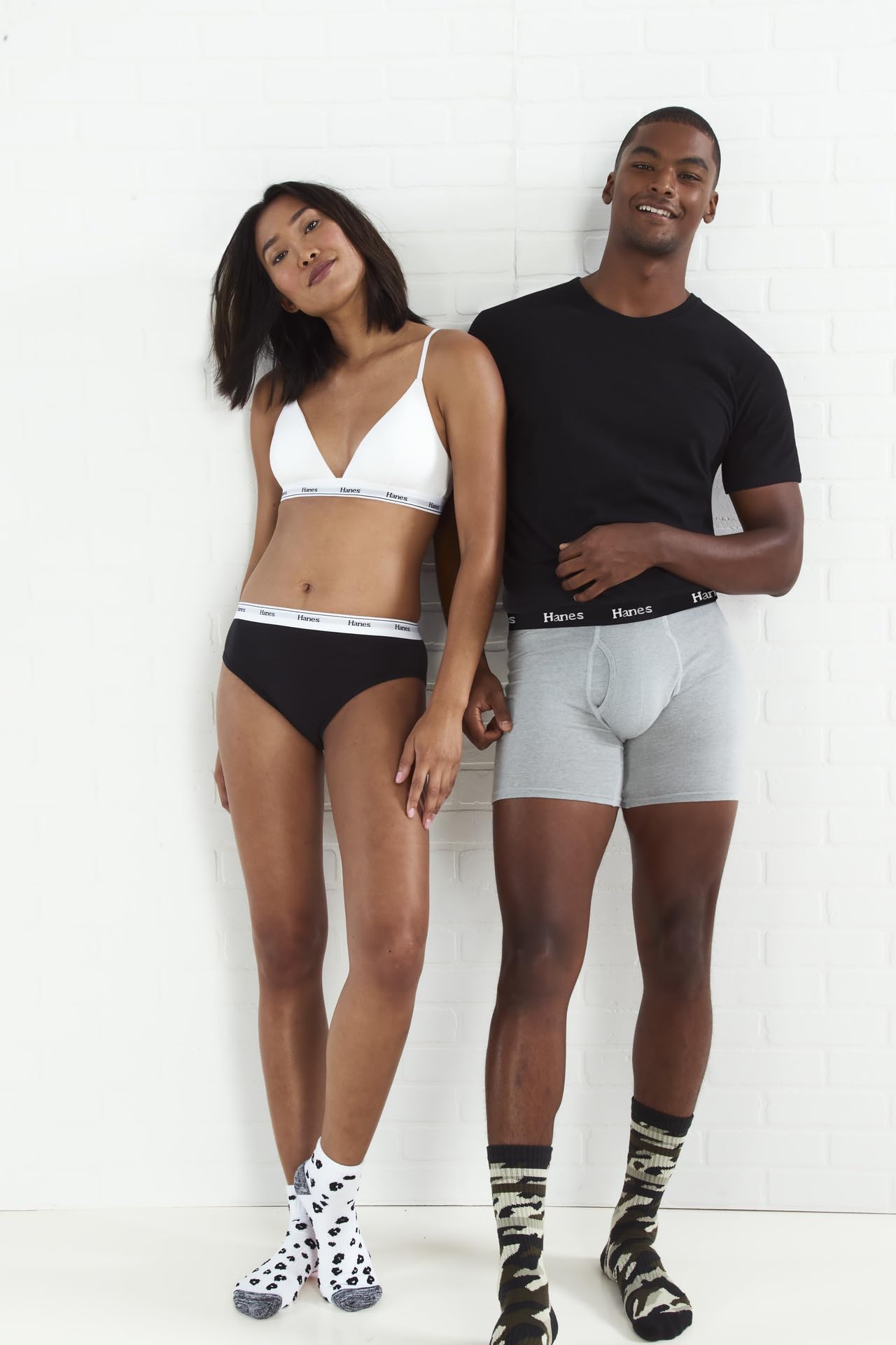 Hanes Originals Men's Boxer Briefs, Stretch Cotton Moisture-Wicking Underwear, Modern Fit Low Rise, Pack of 4, Grey/Black assortement, Size Small 🍁 All In One Marketplace Canada