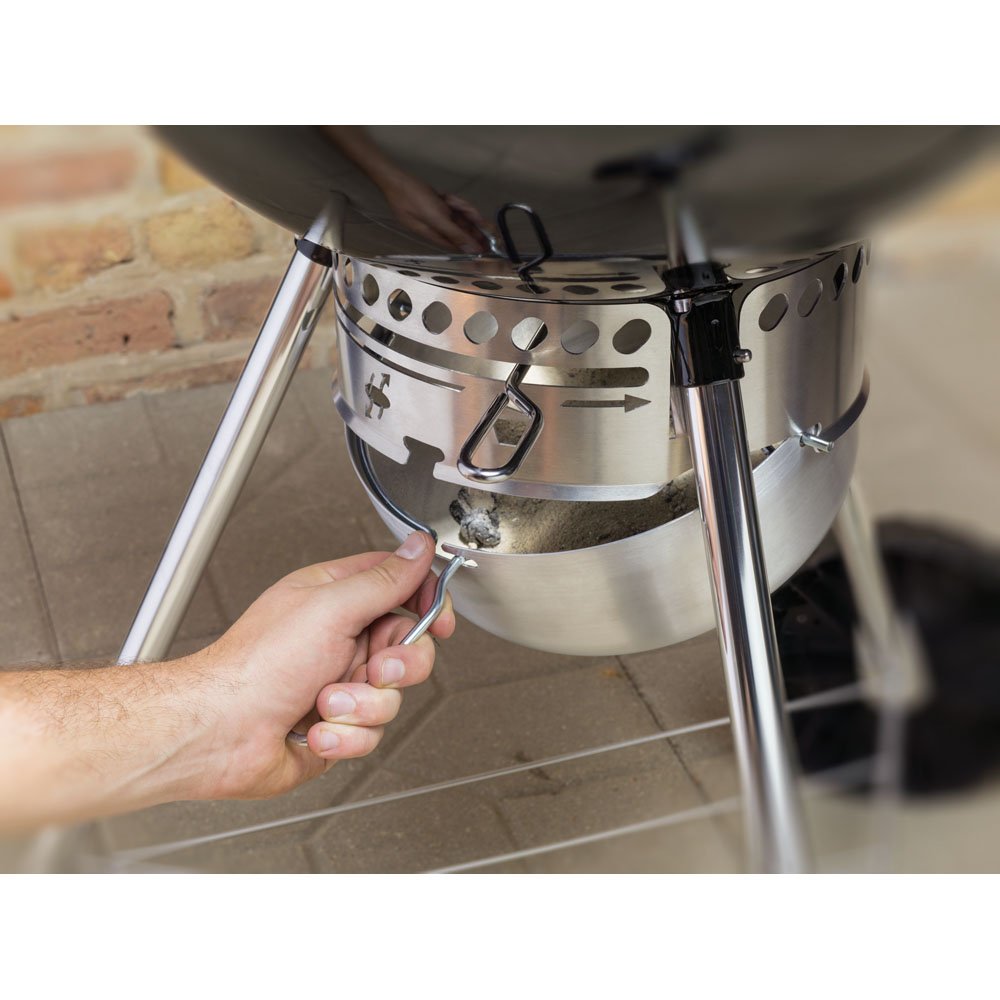 Weber Original Kettle Premium 22” Charcoal Grill Weber