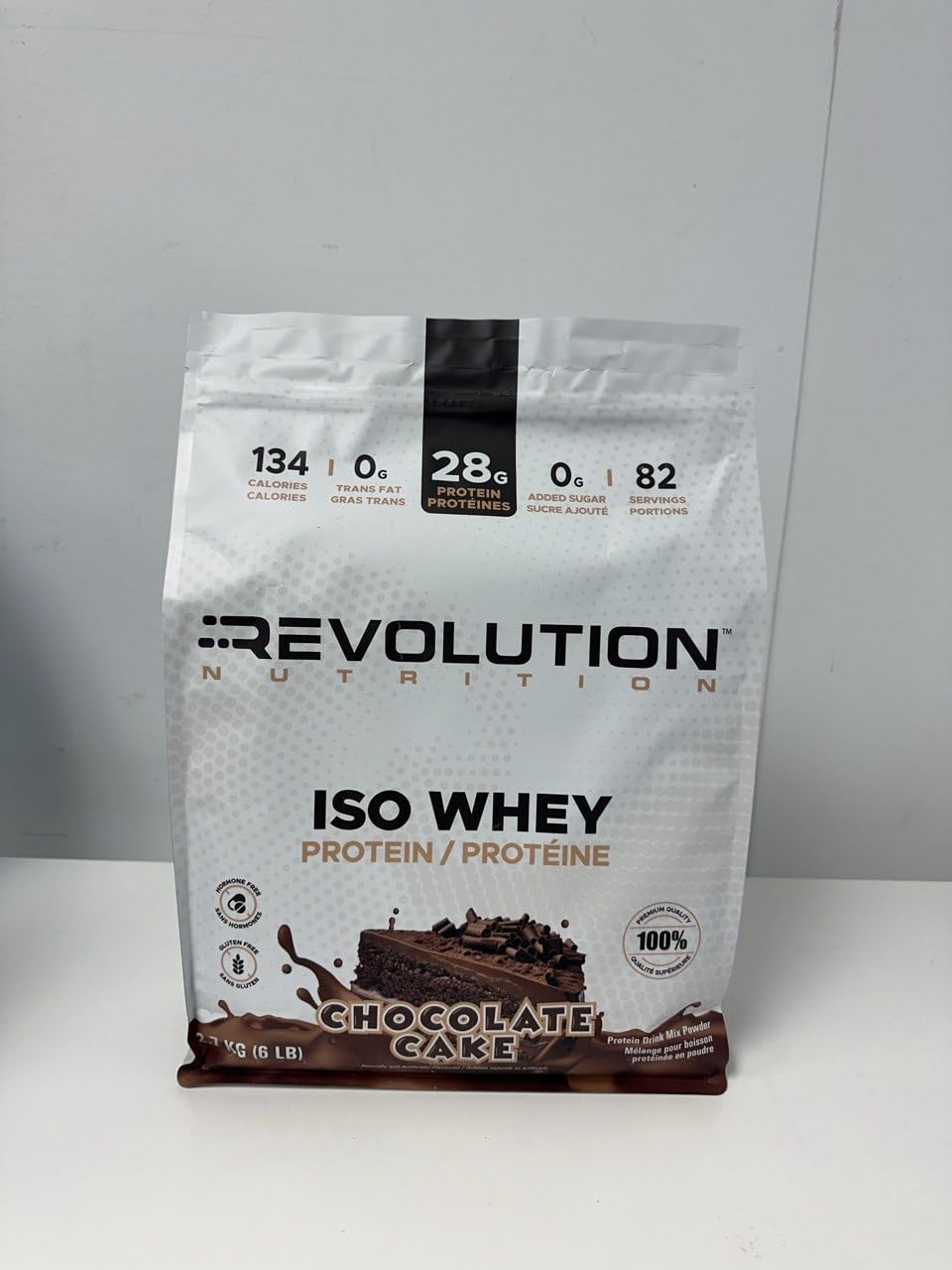 Revolution Nutrition, Iso Whey, Protein Powder 6LB Bag, 28g Of Protein Per Scoop, Gluten Free, Low Carb, 2.27 Kg, 82 Servings (Chocolate Cake, 6 Pound Bag) 🍁 All In One Marketplace Canada