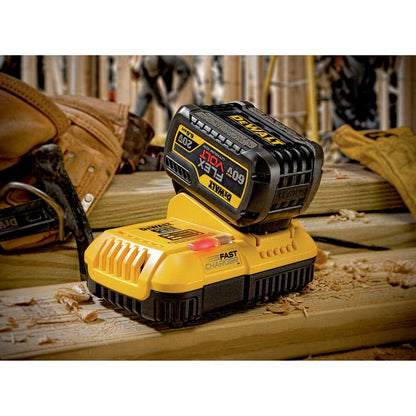 DEWALT FLEXVOLT 20V MAX* Charger, Rapid Charge (DCB118) DEWALT