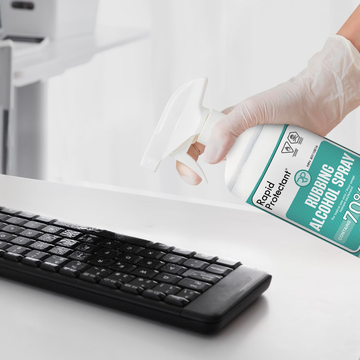 Isopropyl Alcohol Spray 70% - Rubbing Alcohol 70 Percent - 500ml - USP Grade - Made in Canada (1 spray bottle, 500ml)