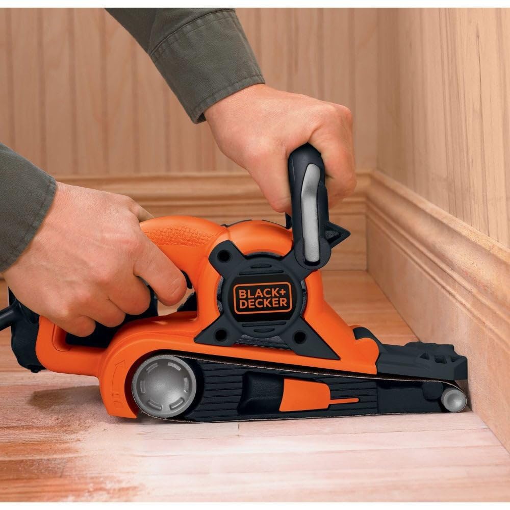 BLACK+DECKER Belt Sander with Dust Bag, 7-Amp, 3-Inch by 21-Inch (DS321) BLACK+DECKER