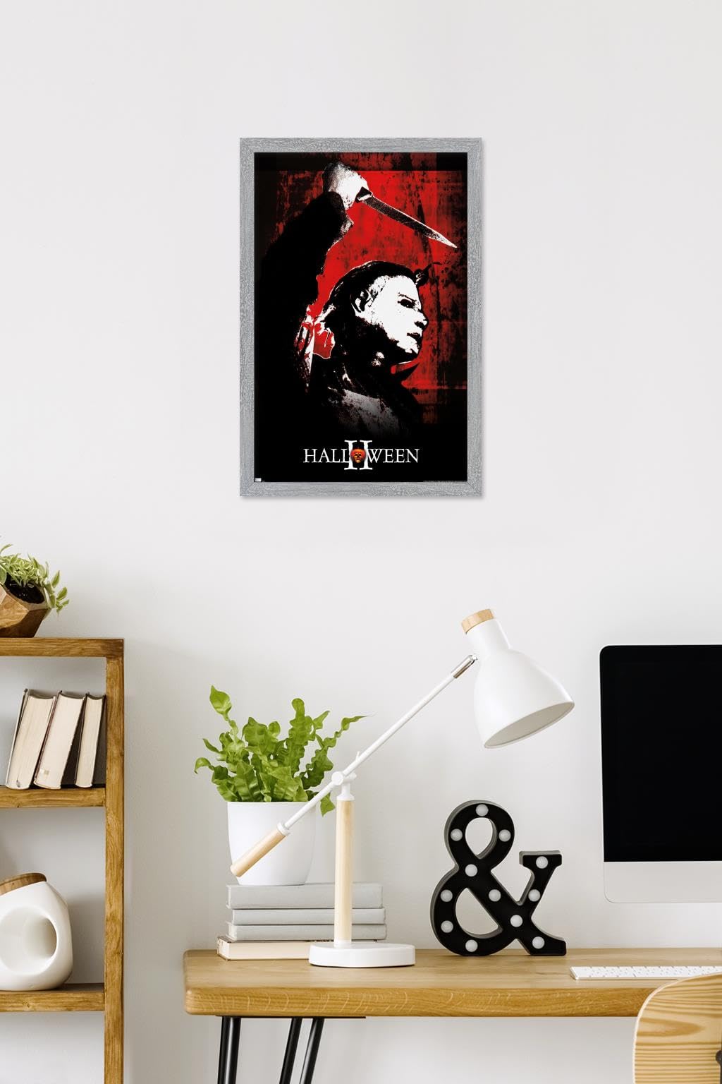 Halloween II - Affiche murale rouge, 22,4 po L x 14,7 po l, version encadrée grise
