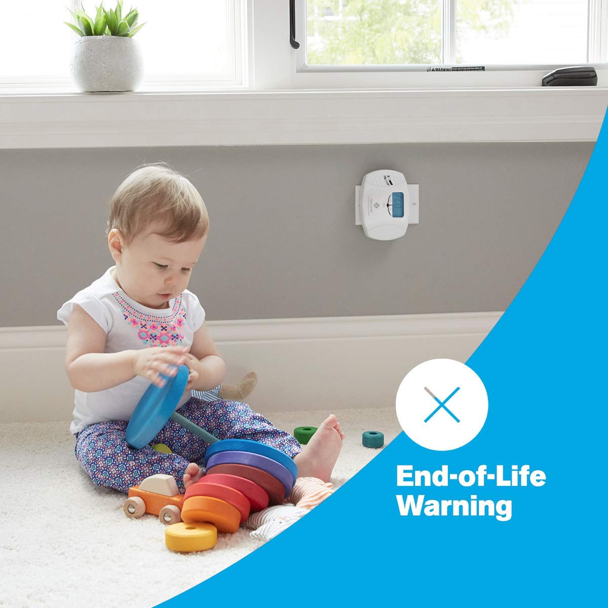 First Alert CO615A Carbon Monoxide Plug-In Alarm with Battery Backup and Digital Display