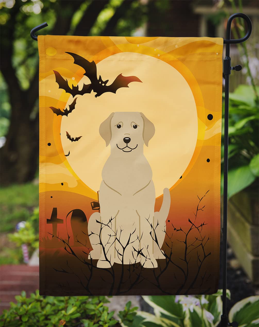 Caroline's Treasures BB4321GF Halloween Yellow Labrador Flag Garden Size, Small, Multicolor