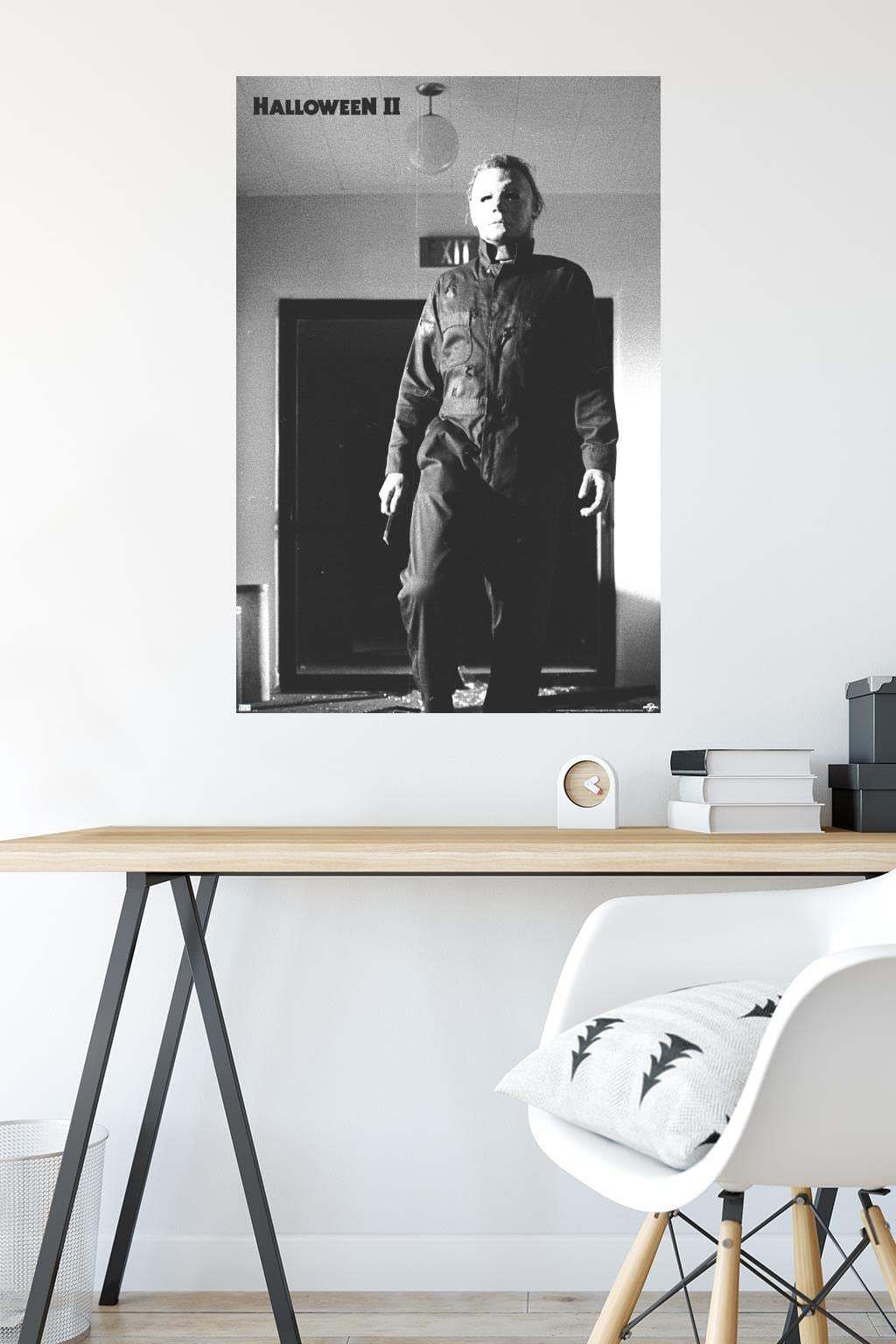 Halloween II - Michael Hallway Wall Poster