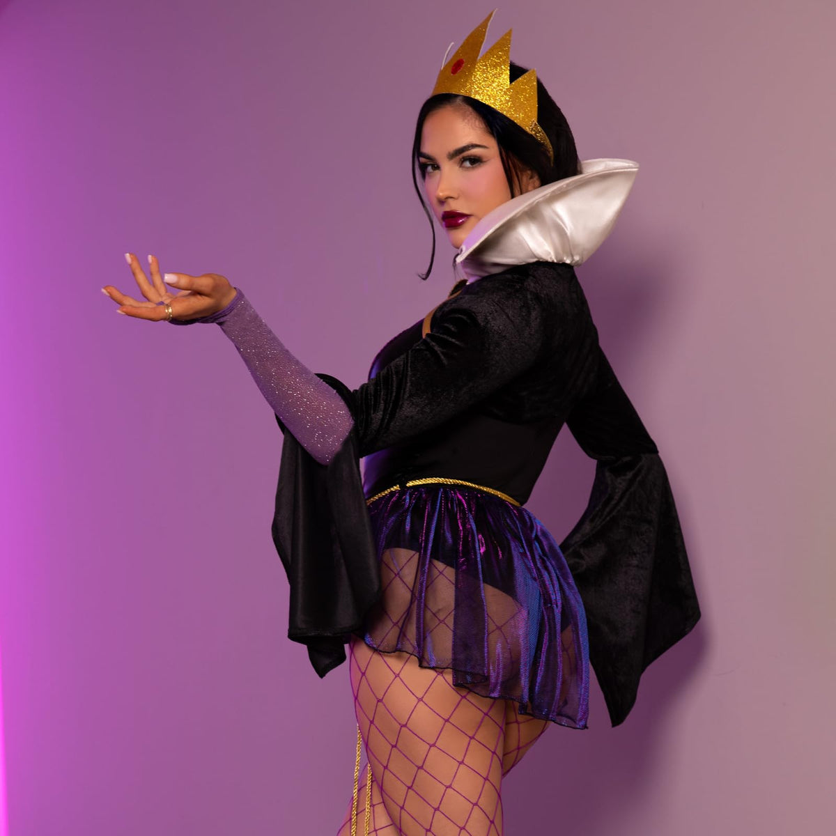 Déguisement d'Halloween 4 pièces Poison Apple Queen pour femme Leg Avenue, noir/violet, taille L