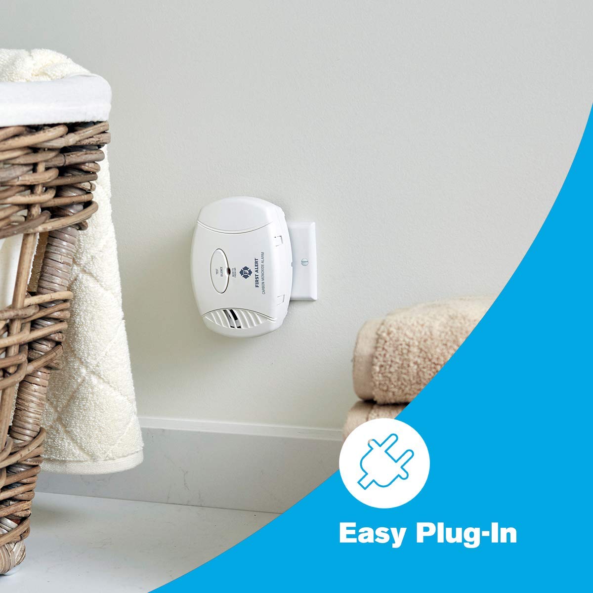 First Alert CO605A Carbon Monoxide Plug-In Alarm with Battery Backup