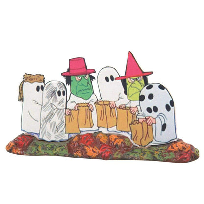 Department 56 Snow Village Halloween, ensemble de maison lumineuse et accessoires « Trick or Treat Lane » de Peanuts, 16,7 cm H x 19 cm l x 20,7 cm L, multicolore