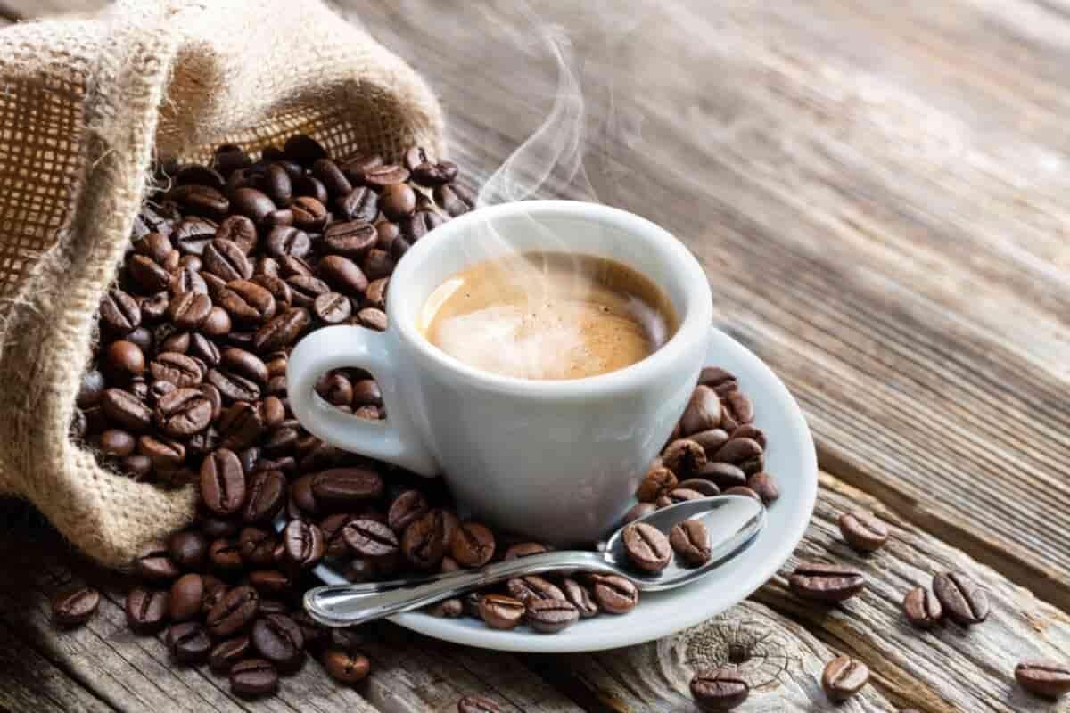 Zavida Hazelnut Vanilla Whole Bean Coffee - 907g