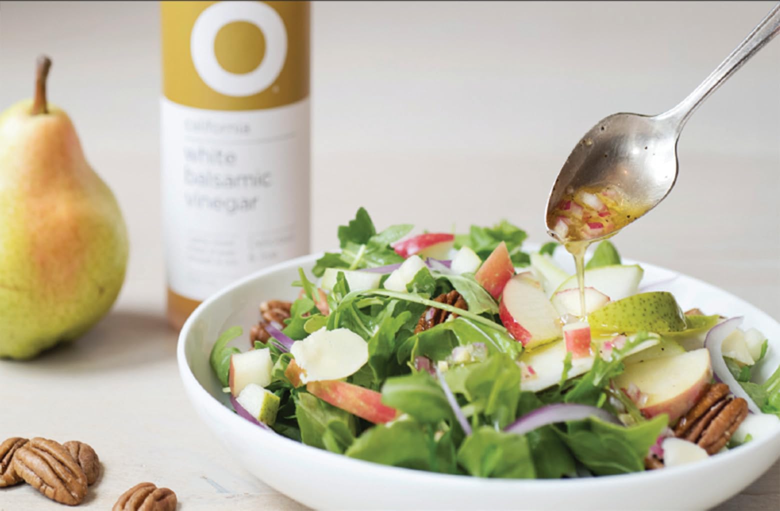O Olive Oil California White Balsamic Vinegar 300 mL Glass Bottle O Olive Oil