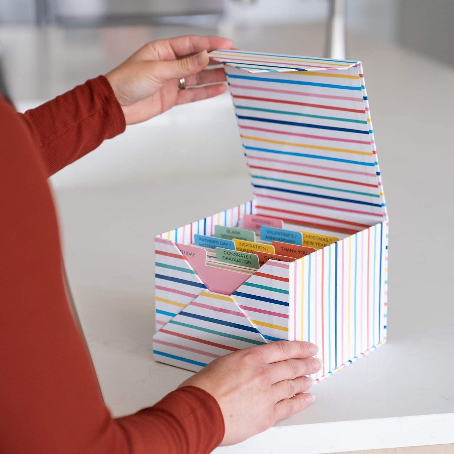 Sweetzer & Orange 100 All Occasion Cards & Envelopes Set - Greeting Notecards Assortment Box - Birthday Cards Bulk for Office, Thank You, Holiday, Blank Notecards & more – Organizer Box Included - Available at All In One Marketplace Canada