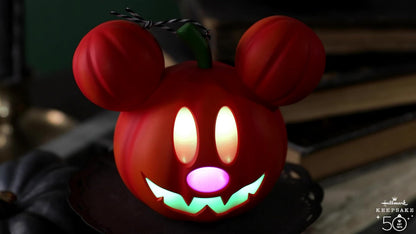 Ornement Hallmark Keepsake Halloween 2023, Mickey Mouse de Disney, citrouille mystérieuse de Mickey avec lumière, cadeaux pour les fans de Disney