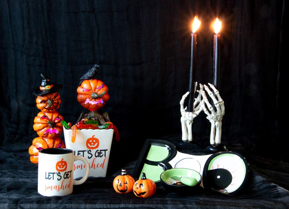 Bougeoirs coniques d'Halloween Boston International, lot de 2 - 3 x 8 pouces, mains de squelette