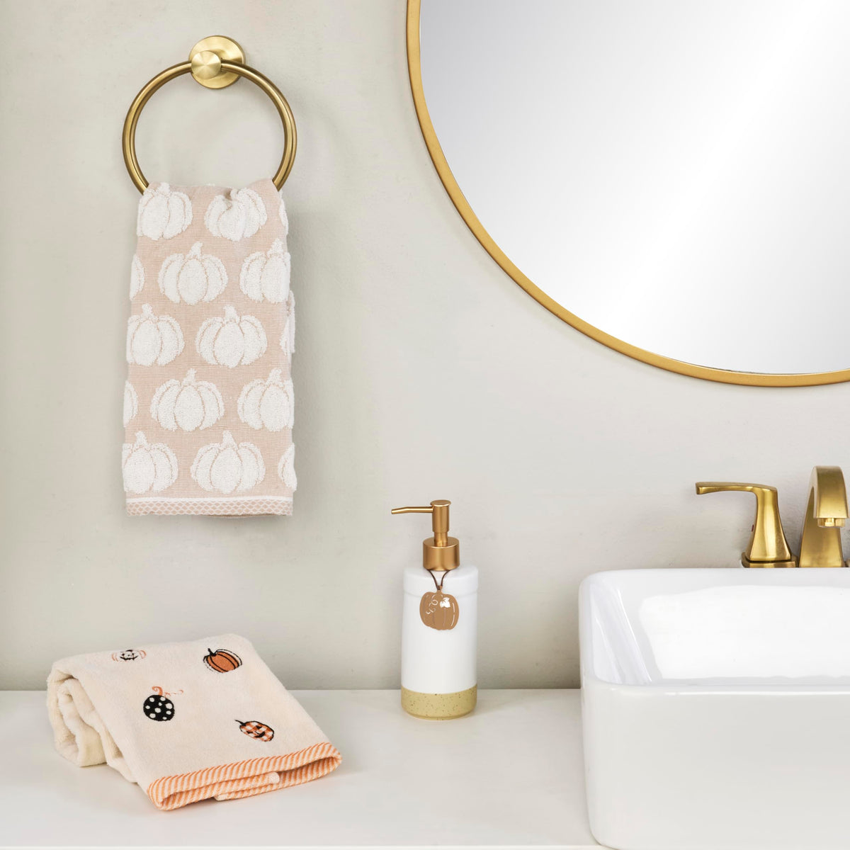 SKL Home Pumpkin Hand Towel 2pc Set for Bath/Kitchen/Bar & Gift, Tan