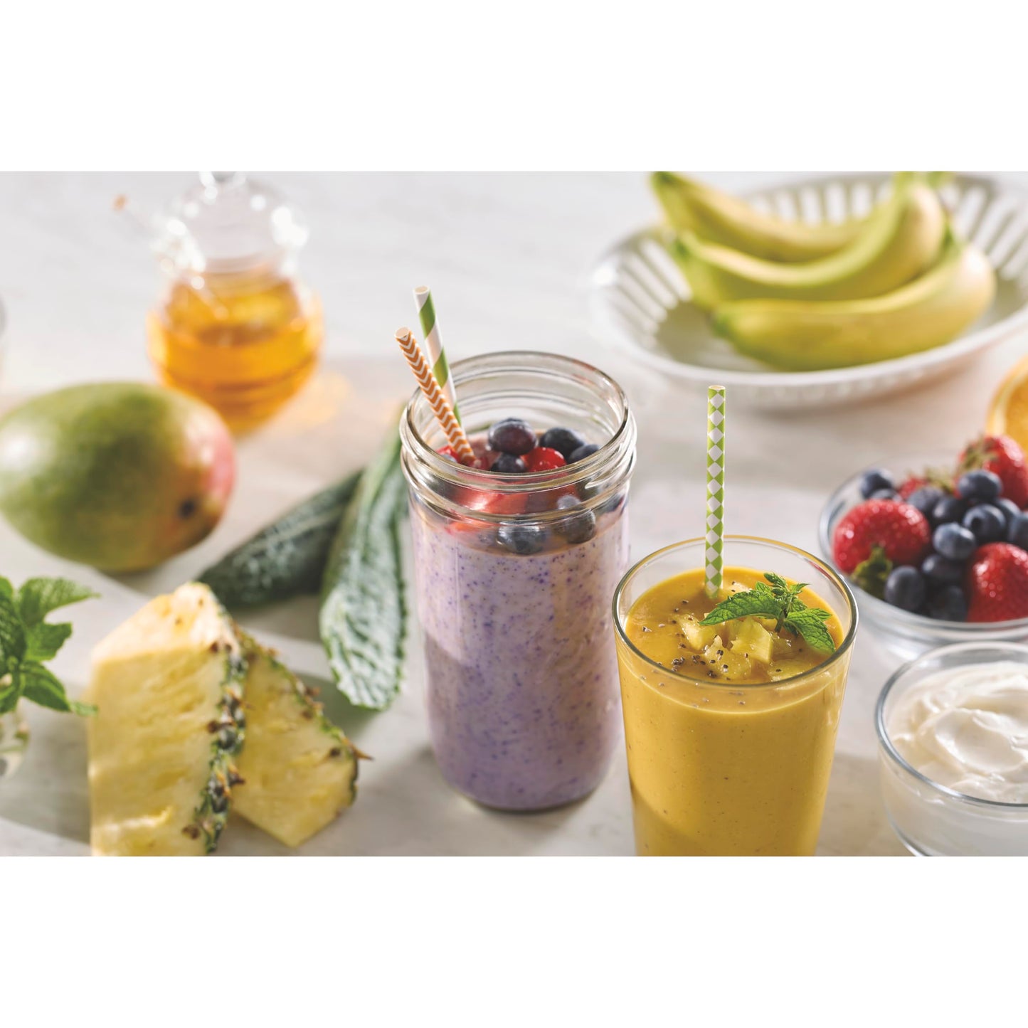 Hamilton Beach Personal Blender for Smoothies & Shakes, Portable Single Serve Blender with Travel Lid, 14 oz BPA-Free Jar, 175W, Compact Countertop Blender, Silver, 51107C 🍁 All In One Marketplace Canada