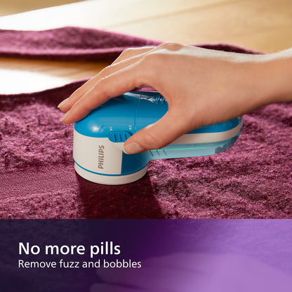Philips Fabric Shaver, Removes Fabric Pills, Suitable for All Garments, Large Blade Surface, Cleaning Brush, Includes Batteries, Blue (GC026/00) - Available at All In One Marketplace Canada