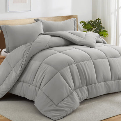 All Season Queen Comforter Set 3 PCs Soft Quilted Down Alternative Comforter+2 Pillow Shams with Corner Tabs,Winter Summer Warm Fluffy,Machine Washable (Light Grey, Queen 🍁 All In One Marketplace Canada