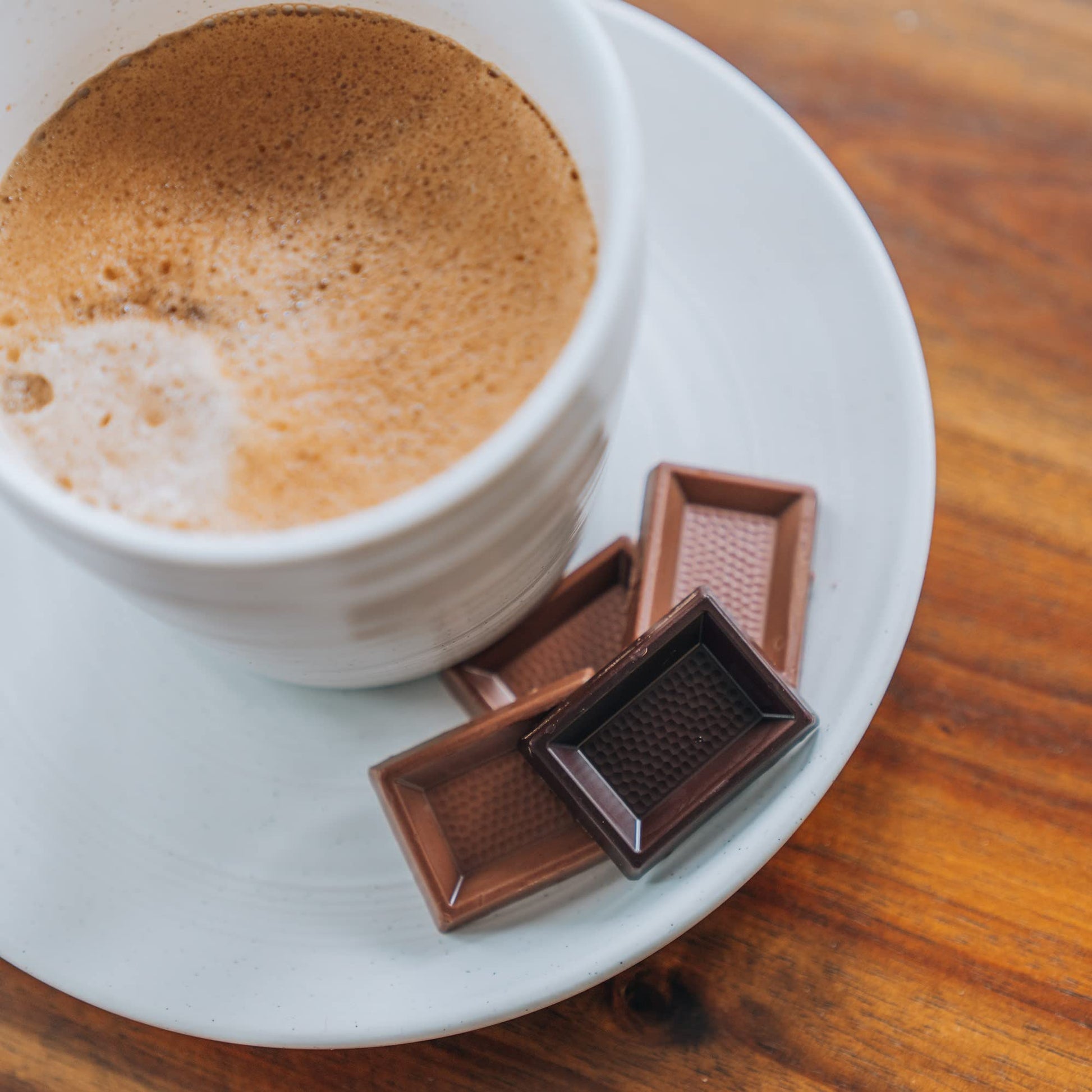 Swiss Delice Dark Chocolate 72% – 1.3 kg Bulk Pack