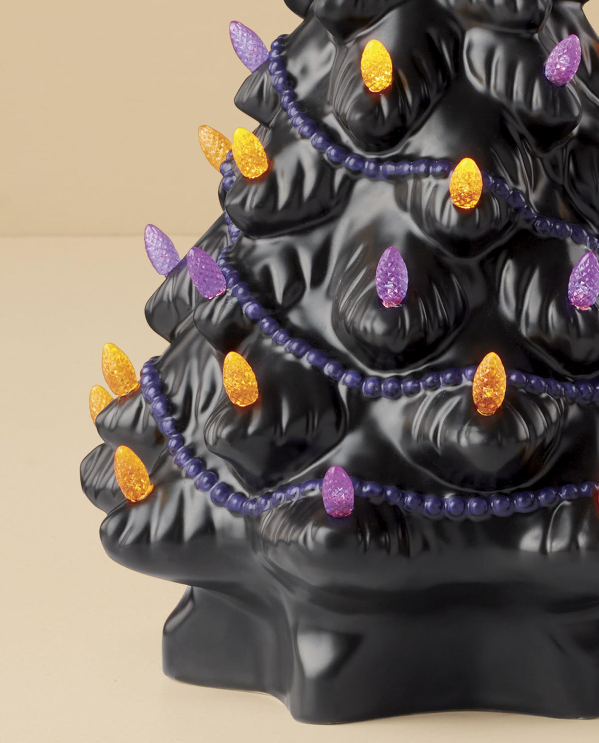 Figurine Lenox Treasured Traditions, sapin noir lumineux pour Halloween et Noël