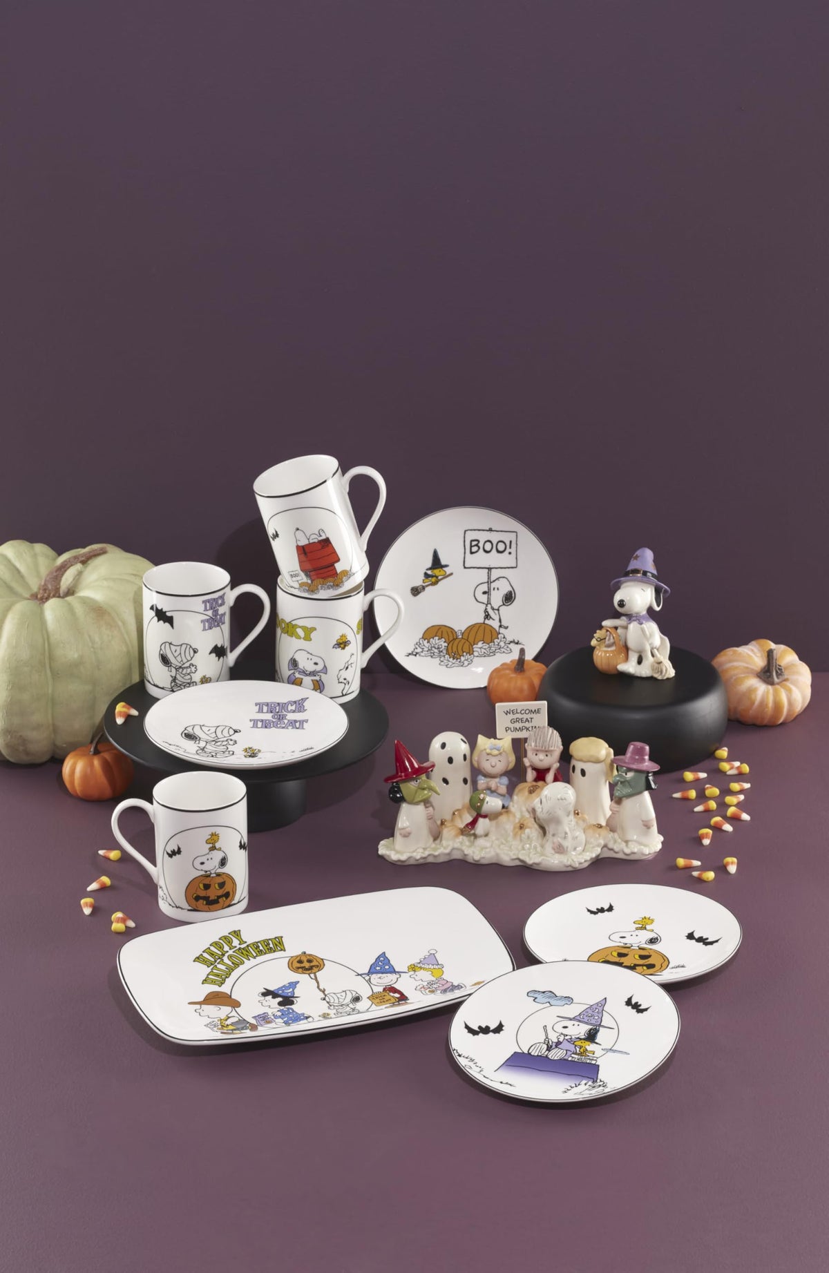 Lenox Peanuts Snoopy Bewitching Treats Halloween Figurine, 4.38-in