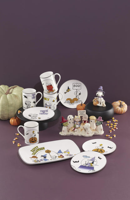 Lenox Peanuts Snoopy Bewitching Treats Halloween Figurine, 4.38-in